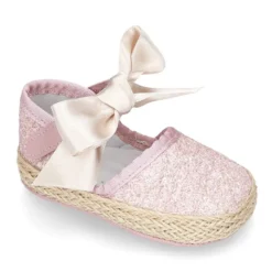 Alpargata BABY con cierre adherente y lazo en piel con GLITTER.