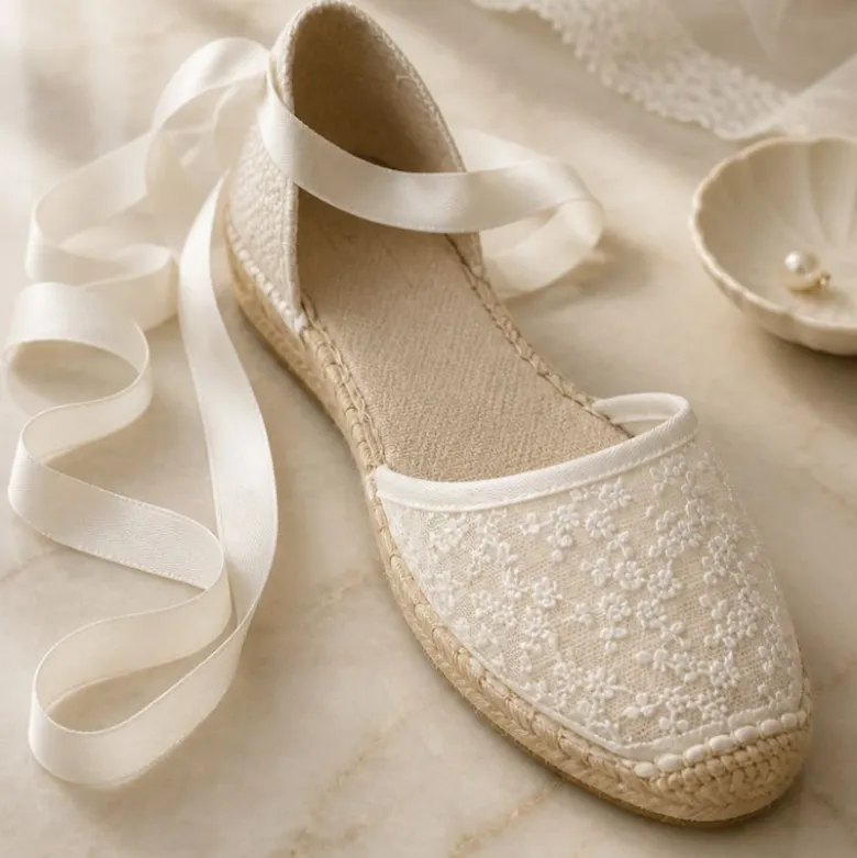 Alpargata de Encaje con Cintas para Mujer – Blanco