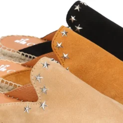 Alpargata mujer tipo MULE en piel serraje con estrellas.