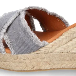 Alpargata mujer tipo SANDALIA con cintas y piso doble en lona.