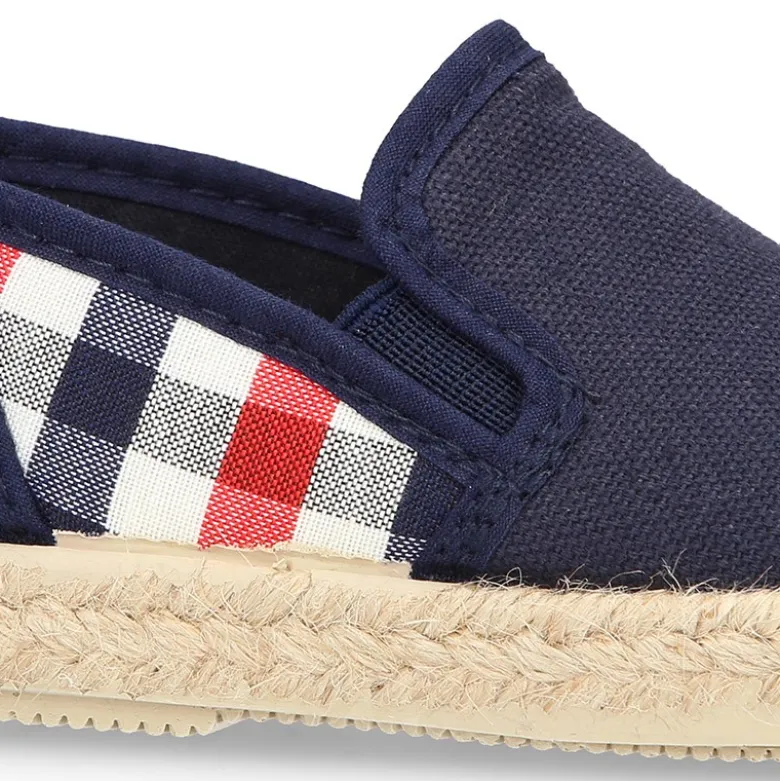 Alpargata niños con elásticos tipo slip on en lona con CUADROS.