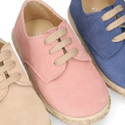 Alpargata niños tipo Blucher con cordones en SERRAJE.
