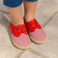 Alpargata niños tipo BLUCHER en lona con RAYAS.