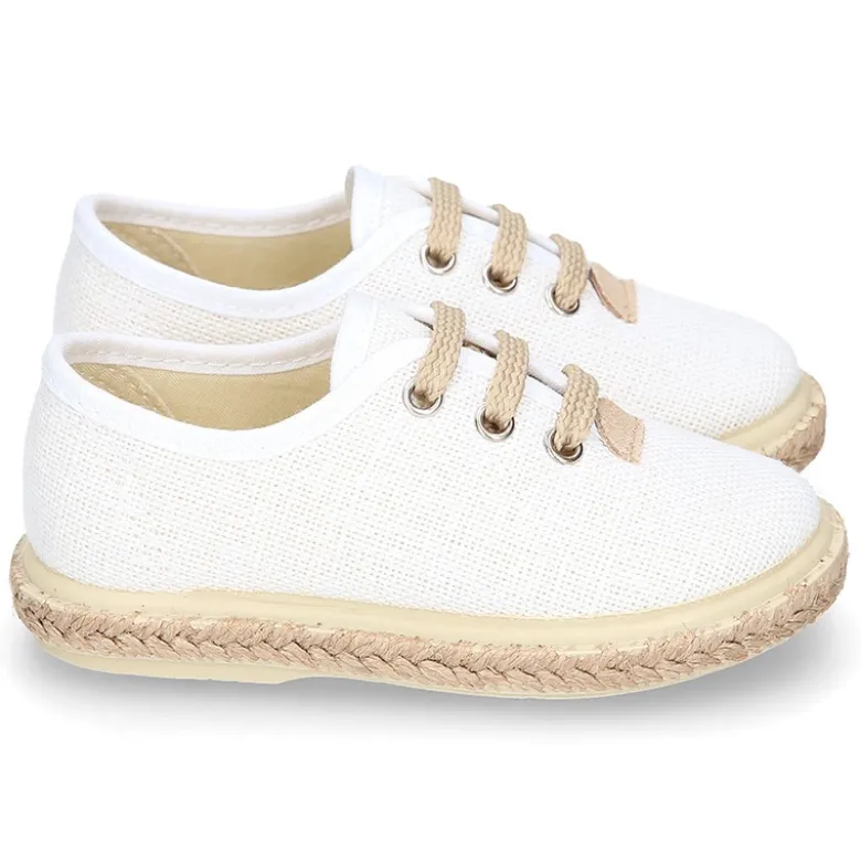 Alpargata niño tipo Blucher con cordones en LINO BLANCO.