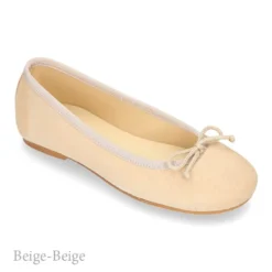 Bailarina clásica con lazo ajustable en piel serraje.