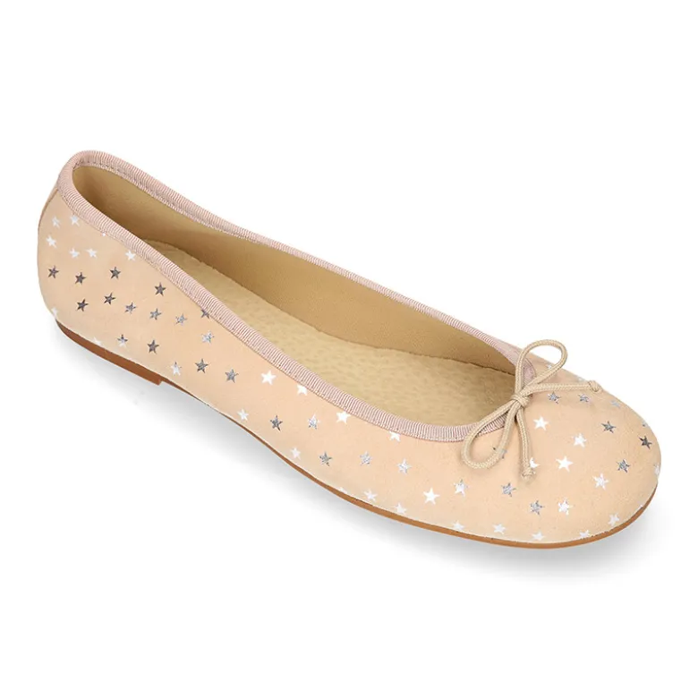 Bailarina clásica con lazo y estrellas en serraje