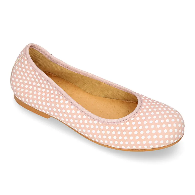 Bailarina clásica en serraje estampado de topitos.