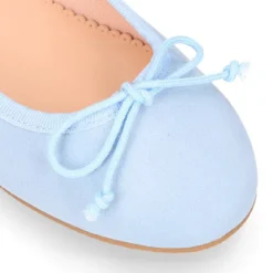 Bailarina clásica niña con lazo ajustable en piel ante en colores pastel.