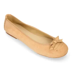 Bailarina con cintas cruzadas y lazo en serraje.