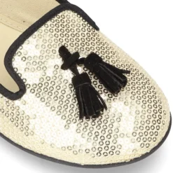 Bailarina mujer tipo SLIPPER con borlas en lona con lentejuelas.