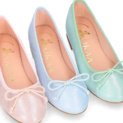Bailarina niña clásica con lazo ajustable en piel ante METALIZADO.