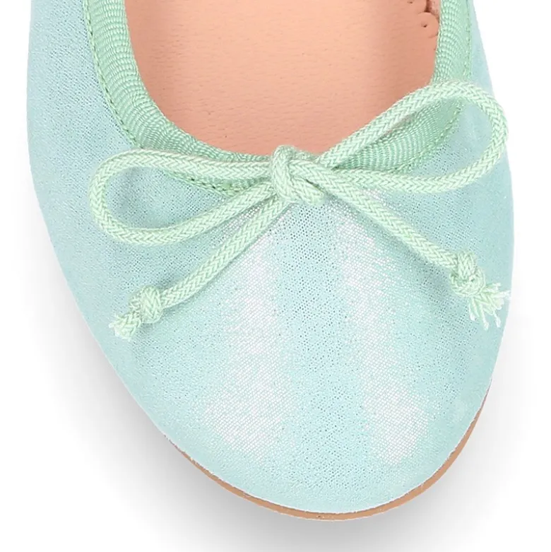 Bailarina niña clásica con lazo ajustable en piel ante METALIZADO.