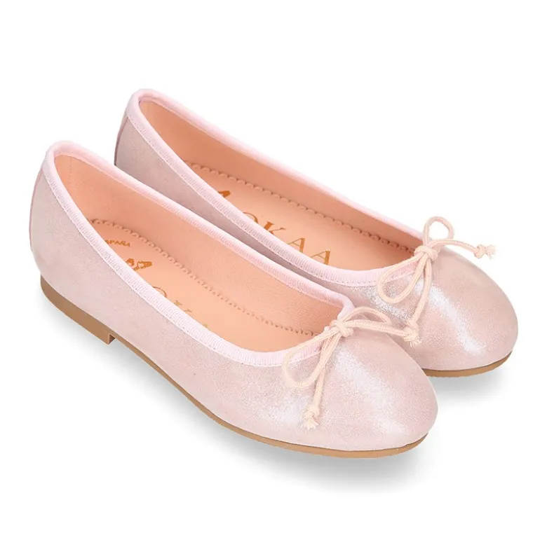 Bailarina niña clásica con lazo ajustable en piel ante METALIZADO.