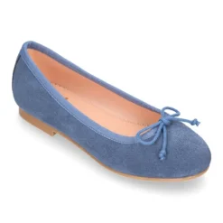 Bailarina niña con lazo ajustable en piel serraje en colores clásicos.