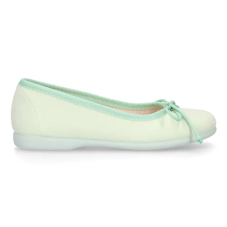 Bailarina niña con lazo ajustable en lona Serratex en colores PASTELES.
