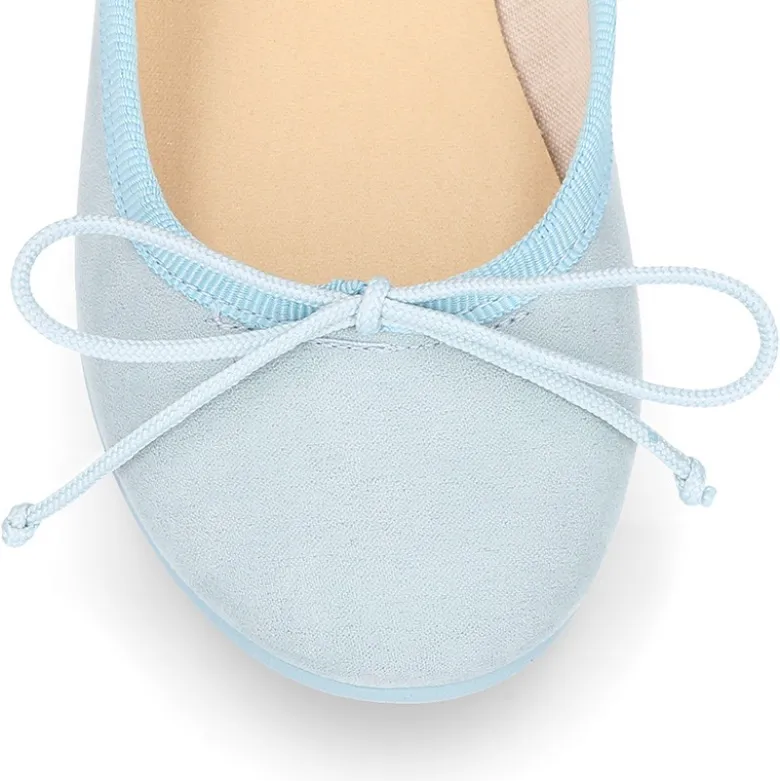 Bailarina niña con lazo ajustable en lona Serratex en colores PASTELES.