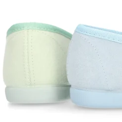 Bailarina niña con lazo ajustable en lona Serratex en colores PASTELES.