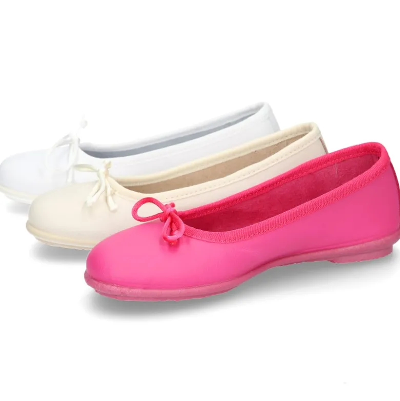 Bailarina niña piel lavable con lazo ajustable.