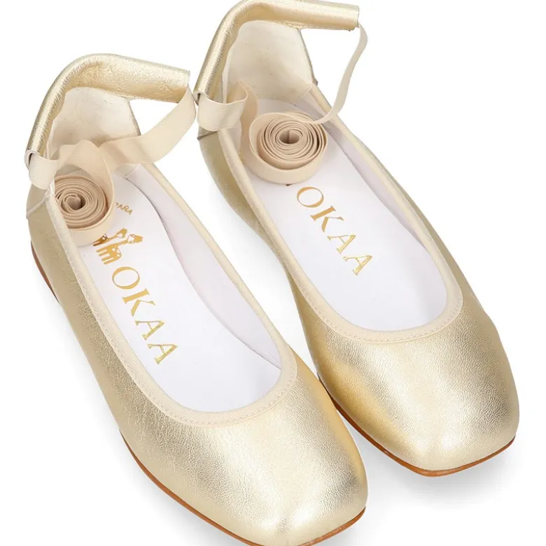 Bailarina niña tipo Ballet punta cuadrada con cintas cruzadas en piel METALIZADA.