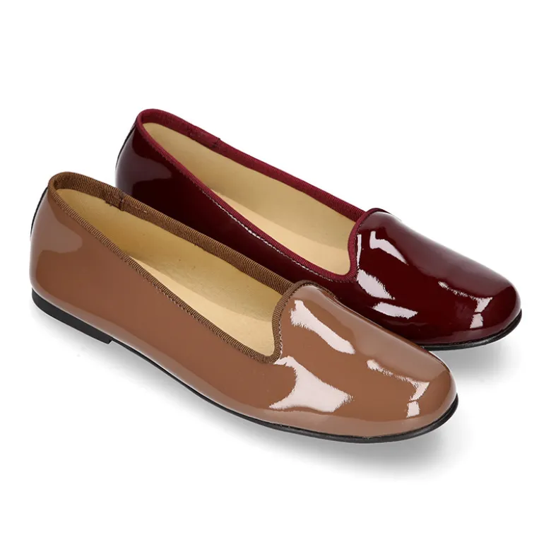 Bailarina tipo Slippers en piel charol.