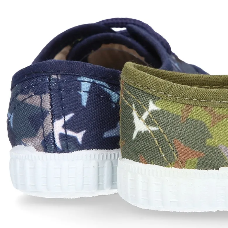 Bamba niño con cordones en lona con estampado AVIONES.