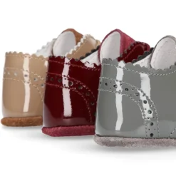Blucher bebé combinado en piel charol con serraje.