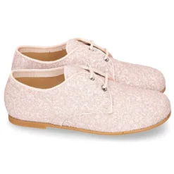 Blucher clásico estilizado con cordones en GLITTER NUDE.