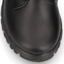 Blucher colegial niño OKAA sin cordones con suela de goma dentada en piel lavable.