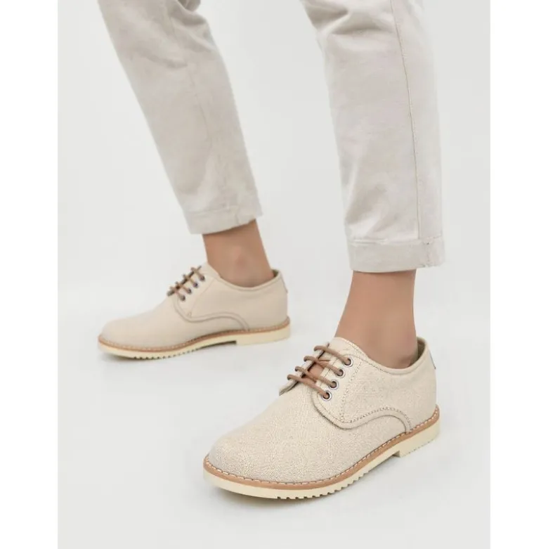Blucher de niño ceremonia en lino natural en colores de moda.