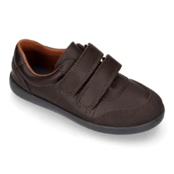 Blucher deportivo colegial niño sin cordones y con puntera reforzada en piel lavable.