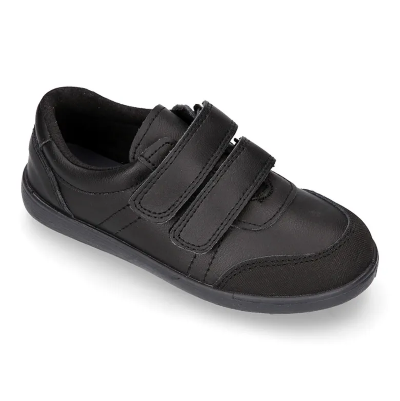Blucher deportivo colegial niño sin cordones y con puntera reforzada en piel lavable.