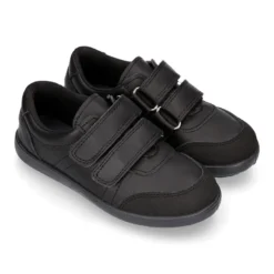 Blucher deportivo colegial niño sin cordones y con puntera reforzada en piel lavable.