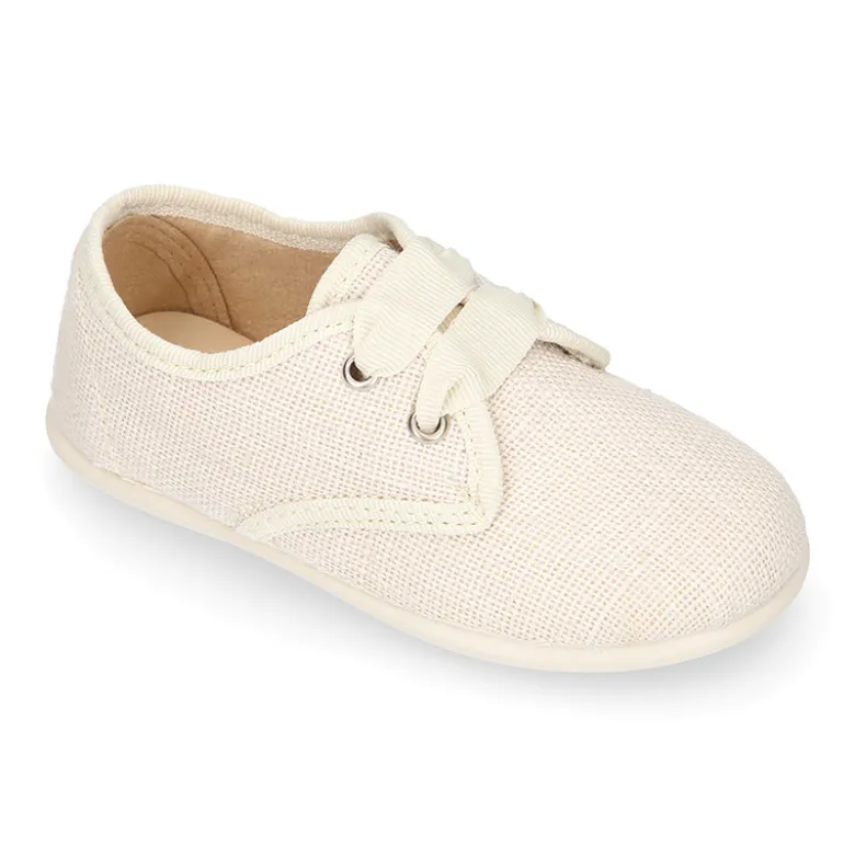 Blucher niño ceremonia en lona lino en color beige.
