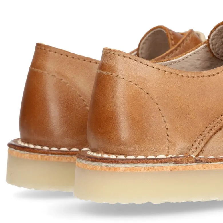 Blucher niño cordones en piel CUERO.