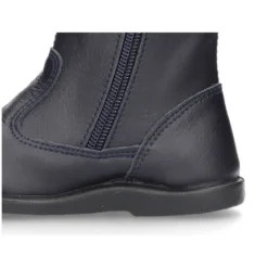 Bota clásica en PIEL LAVABLE en color marino.