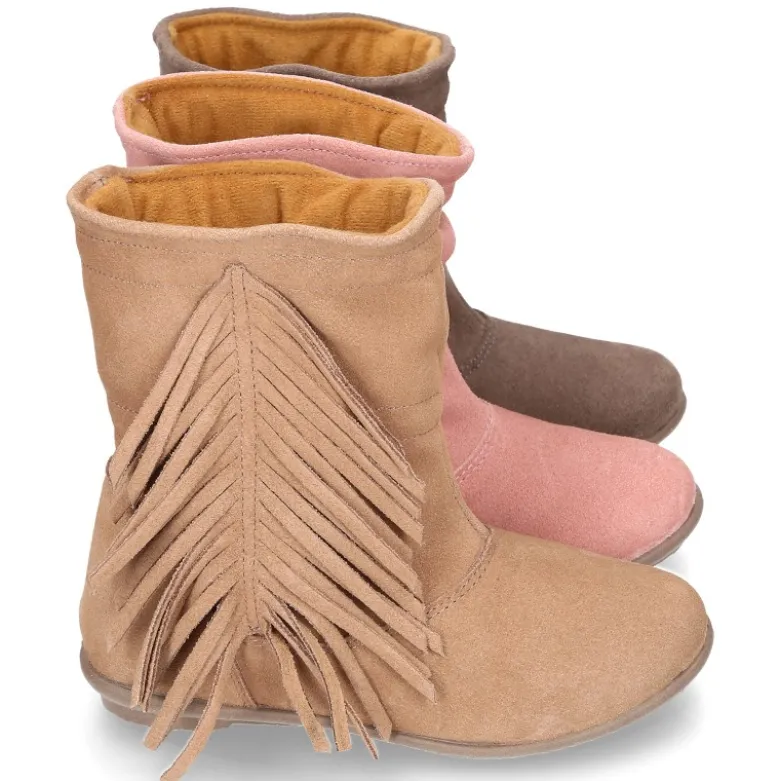 Bota con FLECOS laterales en piel serraje.