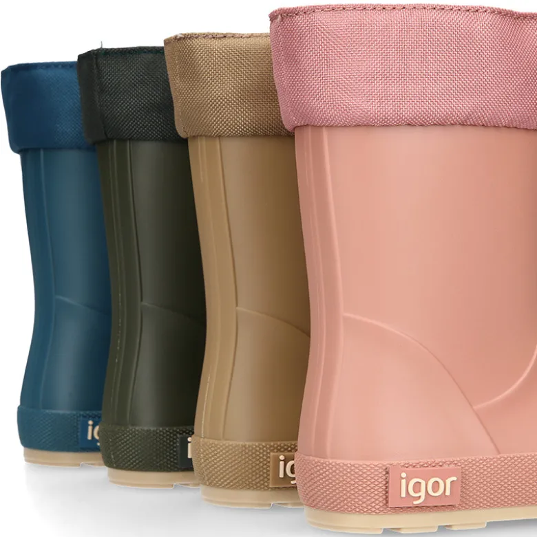 Bota de agua niños modelo respetuoso de Igor con cuello ajustable.