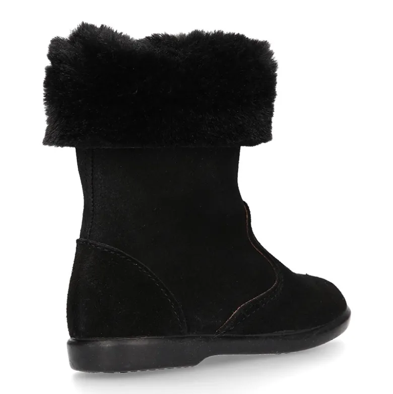 Bota niña con cuello de PELO en piel serraje NEGRO.