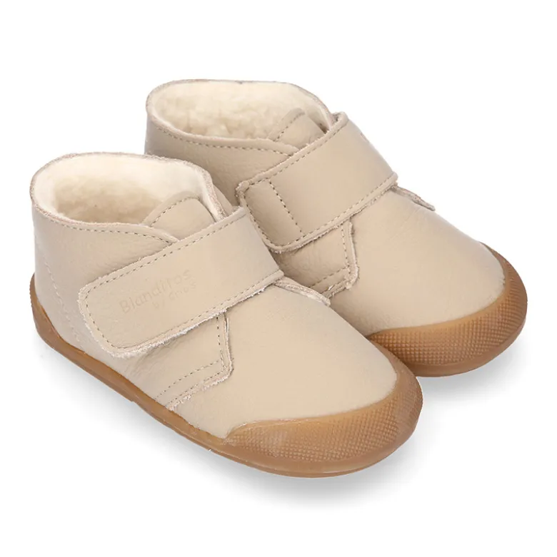 Bota niños Blanditos by Crio´s Sansa sin cordones en piel con borreguito