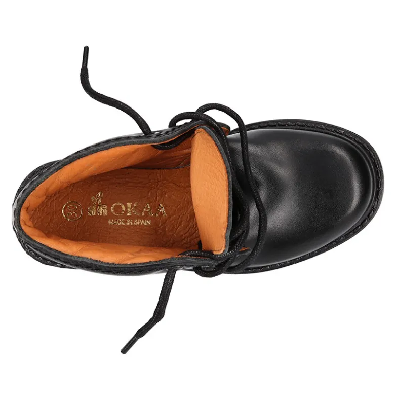 Bota niños COLE tipo todoterreno con cordones en piel.