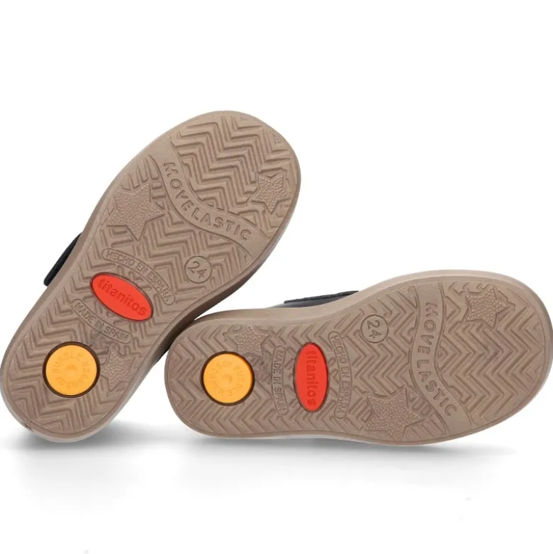 Bota niño tipo zapatilla sin cordones en PIEL NAPA.