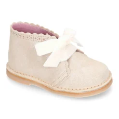 Bota Safari niña con cordones de TERCIOPELO y ondas en piel con brillos.