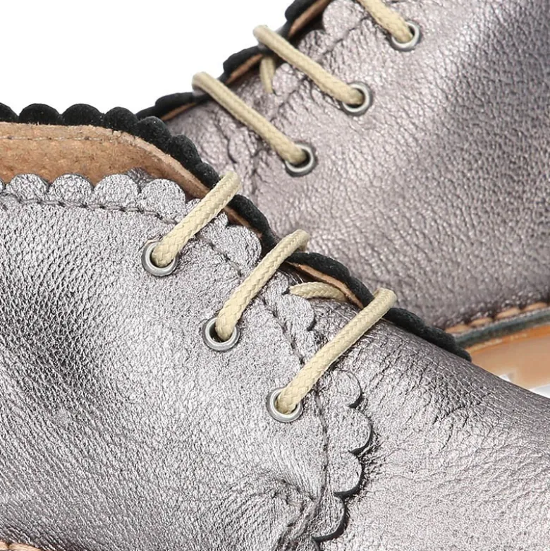 Bota Safari niña con cordones y ondas en piel METALIZADA.