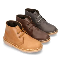 Bota Safari NIÑOS con forro de pelo con cordones en piel.