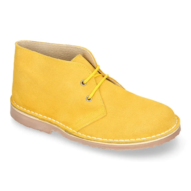 Bota Safari o Pisacacas con cordones para primavera en serraje.