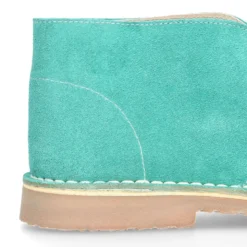 Bota Safari o Pisacacas con cordones para primavera en serraje.