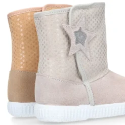 Botas niños mayores tipo ESQUIMAL con cierre adherente en piel Serraje con ESTRELLAS.