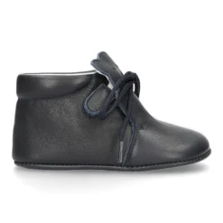 Botita badana bebé OSITO sin cordones en piel napa extra suave.