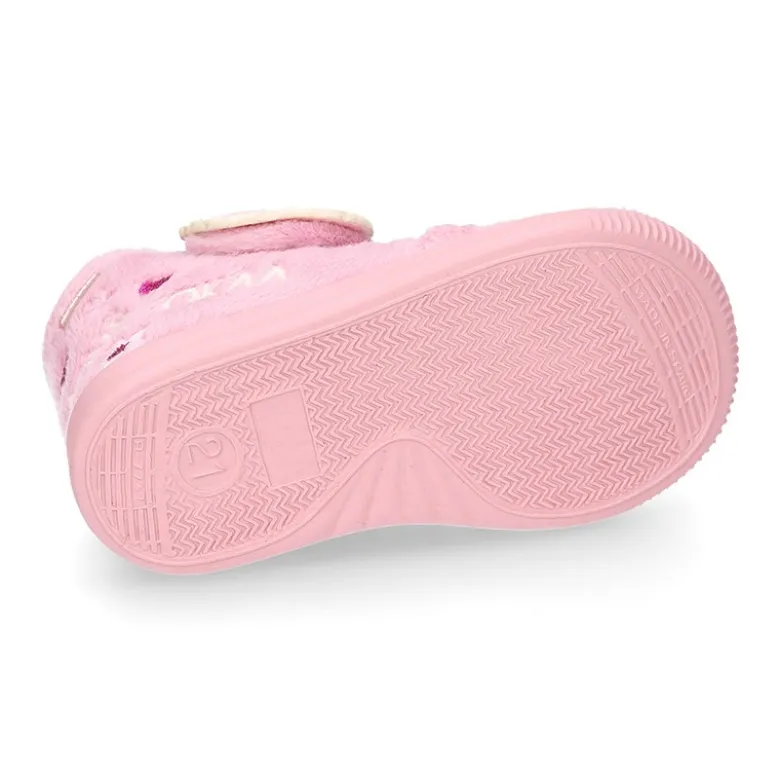 Botita casa niñas OKAA OSITO sin cordones.