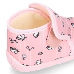 Botita casa niños cierre adherente oculto en lana con estampado UNICORNIOS.